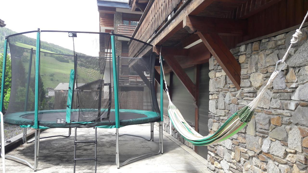 Alp-Hotel メジェーヴ エクステリア 写真